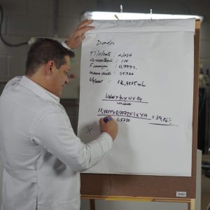 CURSO LIVRE: QUALIFICAÇÃO EM REVESTIMENTOS DE CONVERSÃO COM ÊNFASE EM FOSFATIZAÇÃO.